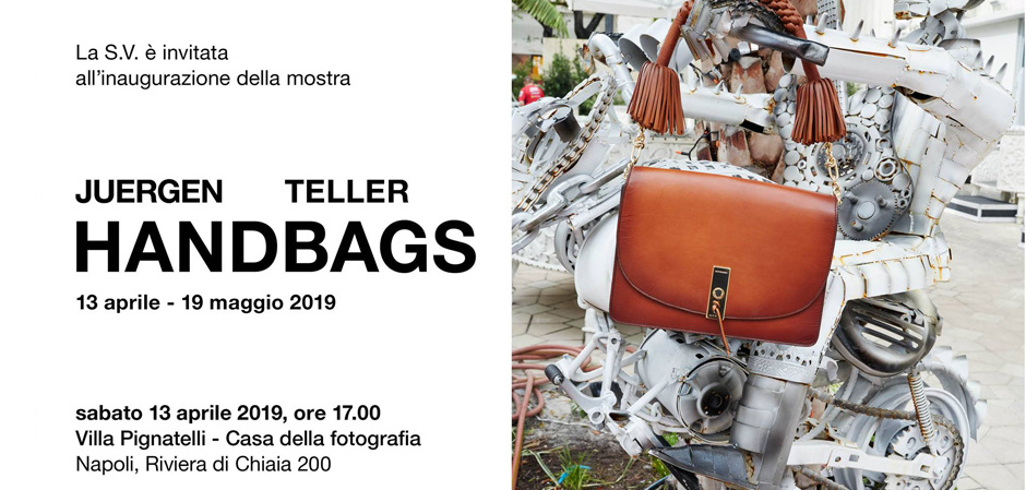 В Неаполе открылась выставка работ Юргена Теллера Handbags.